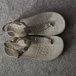 Vionic tula sandal tan suede with rhinestones